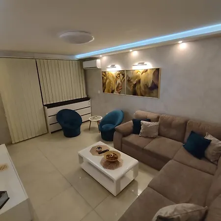 Cristallino Apartment